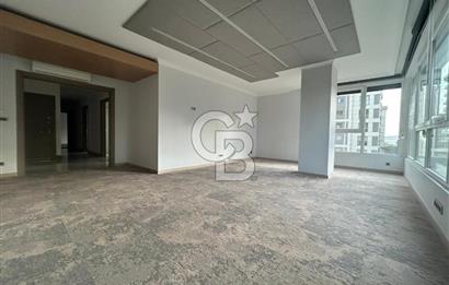 Bağdat caddesinde prestijli binada geniş 3+1 daire