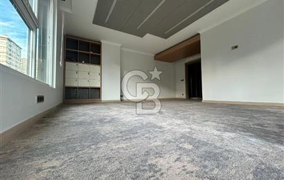 Bağdat caddesin'de güvenlikli yeni bina da 3+1 ofis katı