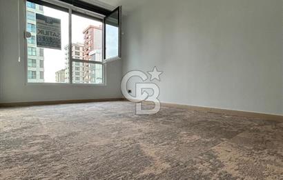 Bağdat caddesin'de güvenlikli yeni bina da 3+1 ofis katı