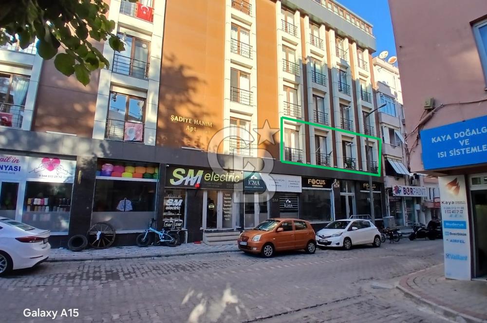 Lapseki Cumhuriyet Mahallesinde 2+1 Satılık Daire!