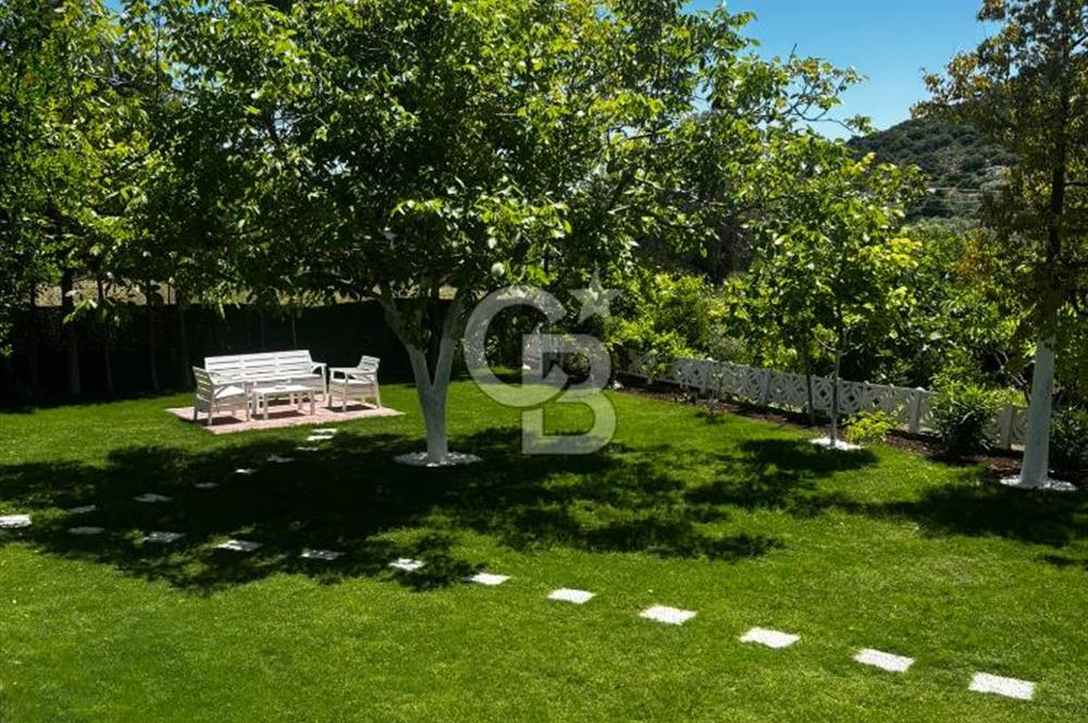 MORDOĞAN’IN FIRSATLIK MARKA EVİ CASA DI MORDOĞAN | 1.397 M² MÜSTAKİL BAĞ-BAHÇE İÇİNDE, TAM EŞYALI MÜSTAKİL YAŞAM