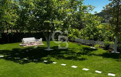 MORDOĞAN’IN FIRSATLIK MARKA EVİ CASA DI MORDOĞAN | 1.397 M² MÜSTAKİL BAĞ-BAHÇE İÇİNDE, TAM EŞYALI MÜSTAKİL YAŞAM