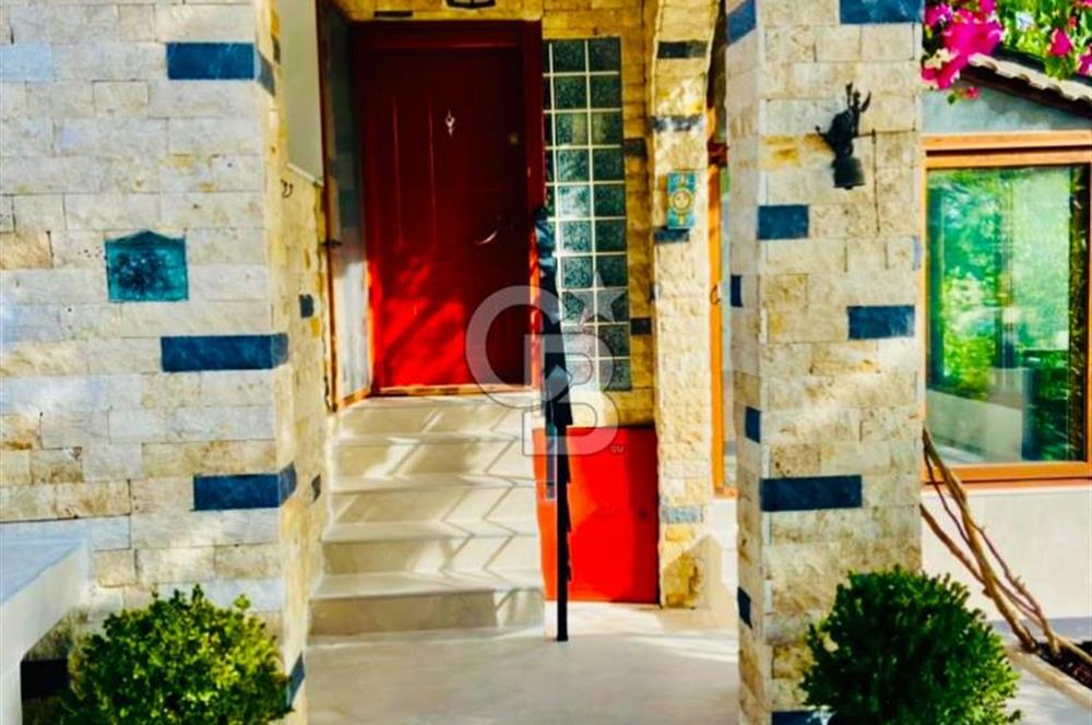MORDOĞAN’IN FIRSATLIK MARKA EVİ CASA DI MORDOĞAN | 1.397 M² MÜSTAKİL BAĞ-BAHÇE İÇİNDE, TAM EŞYALI MÜSTAKİL YAŞAM