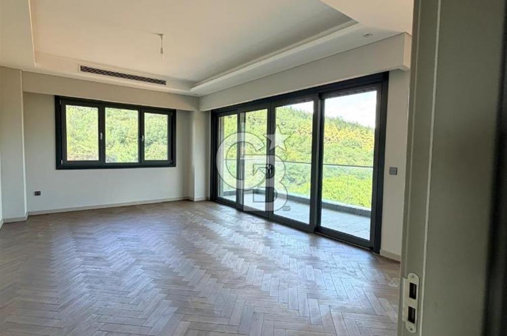 ÇEKMEKÖY ALA KONAKLARINDA SATILIK 3+1 DAİRE