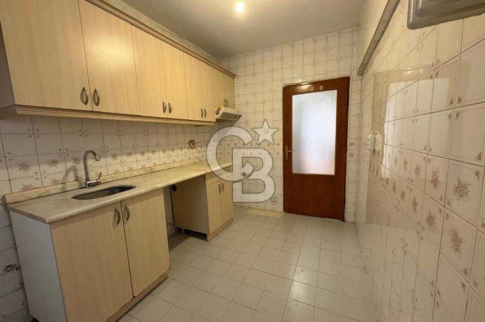 Koşuyolu Bahar Sitesi nde Merkezi Konumda 3+1 Kiralık Daire
