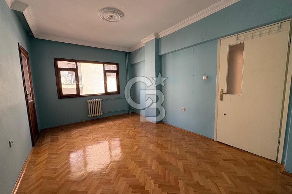 Koşuyolu Bahar Sitesi nde Merkezi Konumda 3+1 Kiralık Daire