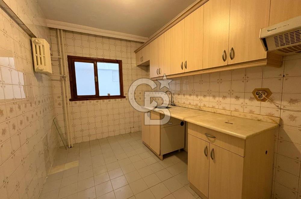 Koşuyolu Bahar Sitesi nde Merkezi Konumda 3+1 Kiralık Daire