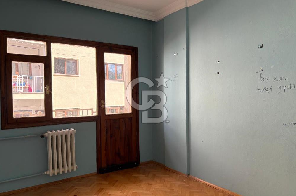 Koşuyolu Bahar Sitesi nde Merkezi Konumda 3+1 Kiralık Daire