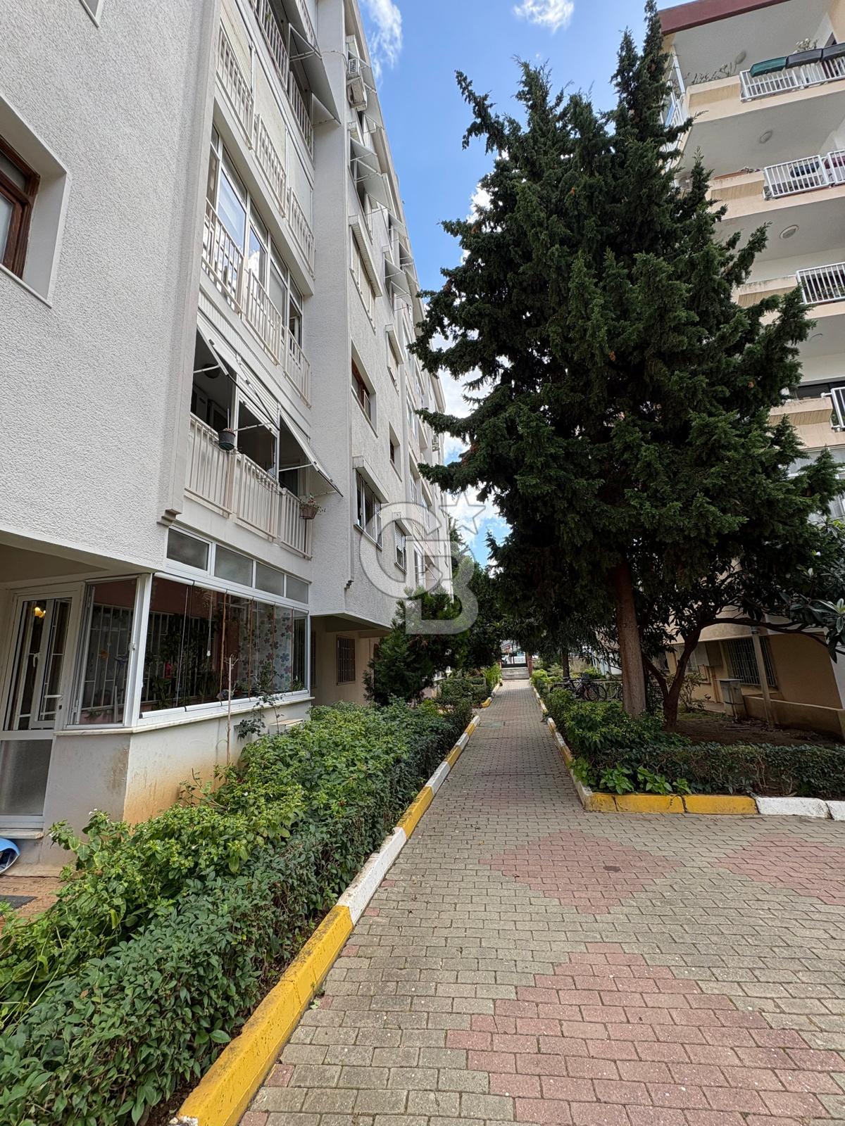 Koşuyolu Bahar Sitesi nde Merkezi Konumda 3+1 Kiralık Daire