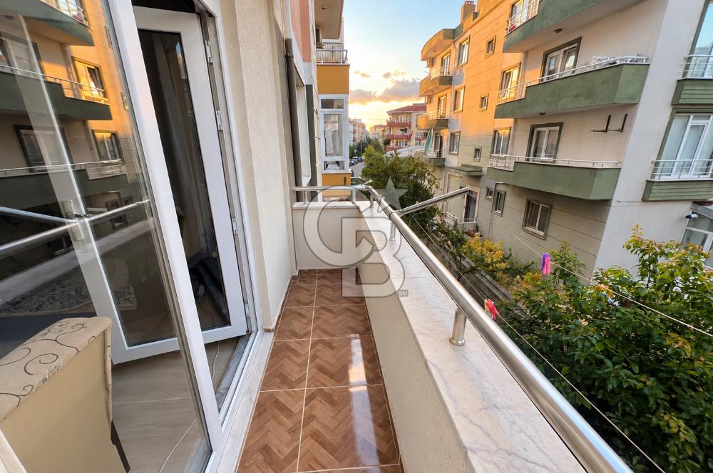 Şehit Gürol Caddesi Üzeri Ara Kat Eşyalı Satılık 1+1 Daire!
