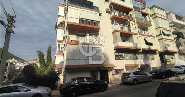 Balçova Ç.Emeç Mh.Merkezi konumda 2+1 Satılık Daire - 376349