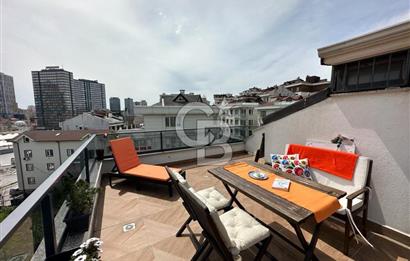 Acıbadem Fulya Bloklarında Satılık Balkonlu ve Teraslı Kapalı Otoparklı 3+1 Dubleks Daire