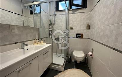 Acıbadem Fulya Bloklarında Satılık Balkonlu ve Teraslı Kapalı Otoparklı 3+1 Dubleks Daire
