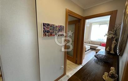 Acıbadem Fulya Bloklarında Satılık Balkonlu ve Teraslı Kapalı Otoparklı 3+1 Dubleks Daire