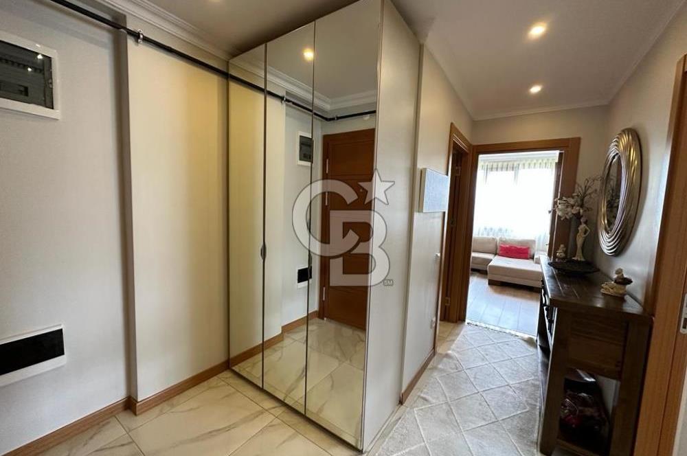 Acıbadem Fulya Bloklarında Satılık Balkonlu ve Teraslı Kapalı Otoparklı 3+1 Dubleks Daire