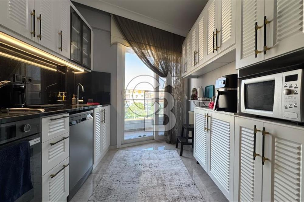 Karşıyaka Yalı Mahallesinde Lüks ve Konforlu 3+1 Kiralık Daire