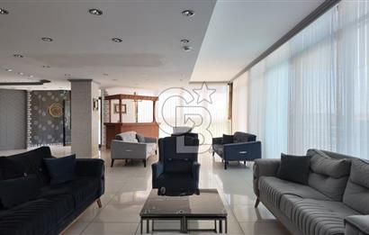 Çeşme Merkezde 36 Odalı Havuzlu 2 Dükkanlı Satılık Otel
