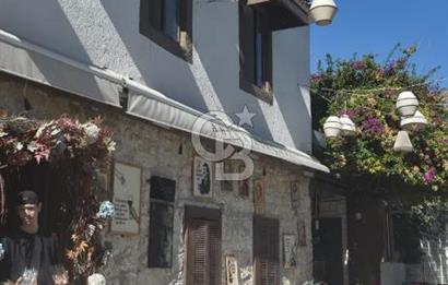 ÇEŞME ALAÇATI'DA DEVREN KİRALIK MEYHANE