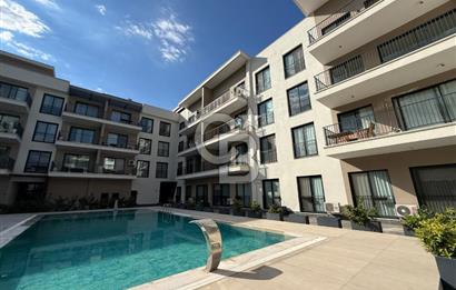 BORNOVA YEŞİLOVA İKON CADDE'DE 2+1 ARAKAT 94m2 SATILIK LÜKS DAİRE