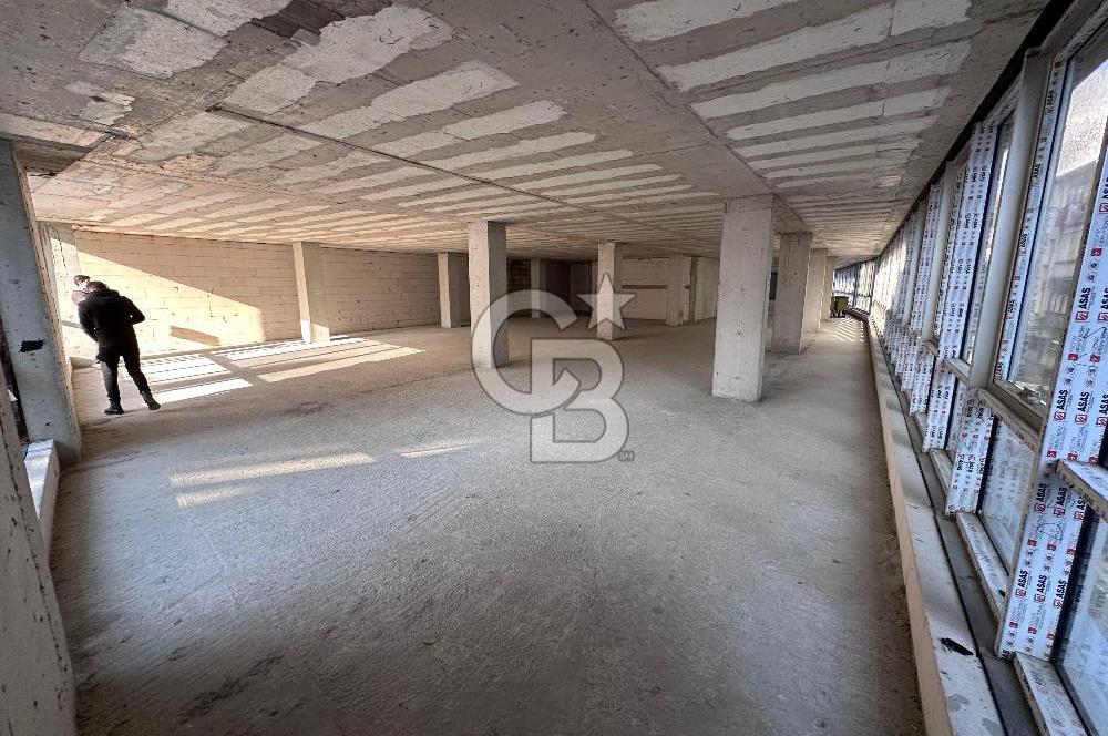 COMMERCIAL BUILDING FOR SALE IN BUYUKCEKMECE CENTER INONU AVENUE: 4,190 SQM 6-STOREY PRIME ASSET