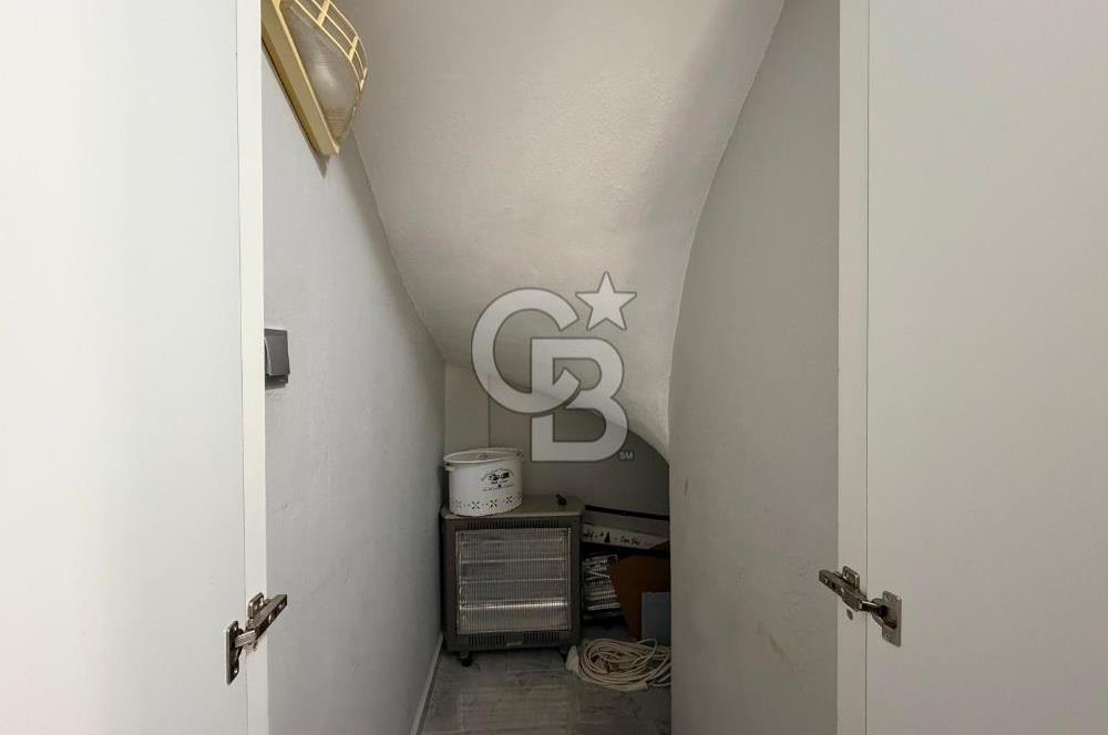 Çeşmealtı Yalı da Kiralık Villa