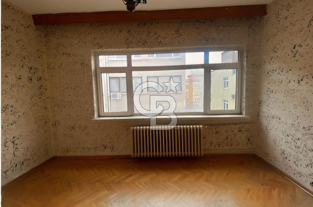 Kızılay Merkez,İnkılap Sokak'taOfis veya MeskeneUygun3+1 Kiralık