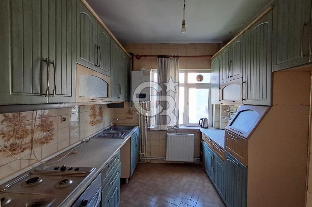Kızılay Merkez,İnkılap Sokak'taOfis veya MeskeneUygun3+1 Kiralık