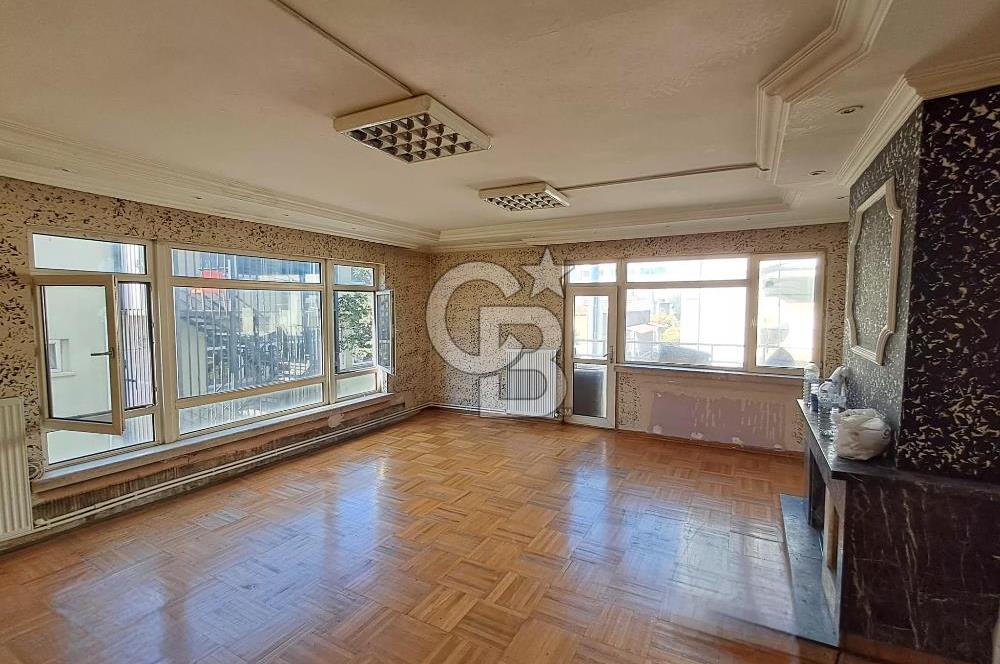 Kızılay Merkez,İnkılap Sokak'taOfis veya MeskeneUygun3+1 Kiralık