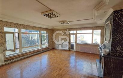 Kızılay Merkez,İnkılap Sokak'taOfis veya MeskeneUygun3+1 Kiralık