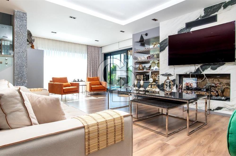 Venüs Bağdatlıdan İtokent Sitesi Full Bakımlı Havuzlu 7+1 Villa
