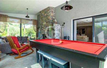 Venüs Bağdatlıdan İtokent Sitesi Full Bakımlı Havuzlu 7+1 Villa