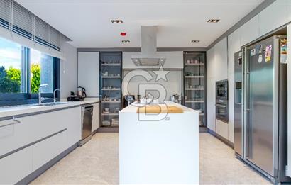 Venüs Bağdatlıdan İtokent Sitesi Full Bakımlı Havuzlu 7+1 Villa