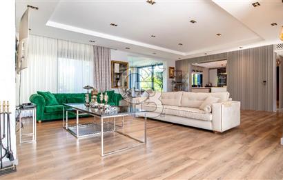 Venüs Bağdatlıdan İtokent Sitesi Full Bakımlı Havuzlu 7+1 Villa