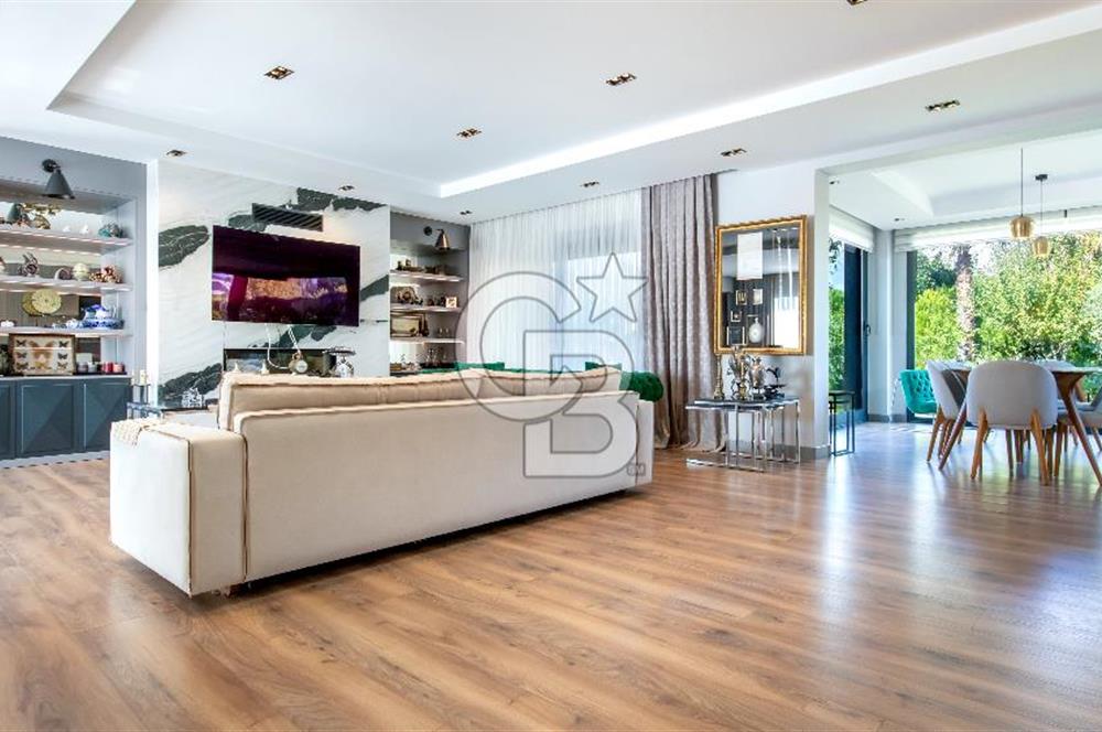 Venüs Bağdatlıdan İtokent Sitesi Full Bakımlı Havuzlu 7+1 Villa