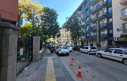 AKAY CAD.KAVAKLIDERE KIZILIRMAK SOKAK'TA SATILIK 3+1 DAİRE