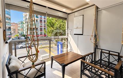 Karşıyaka Girne Bulvarı 4+1 Full Tadilatlı Satılık Daire