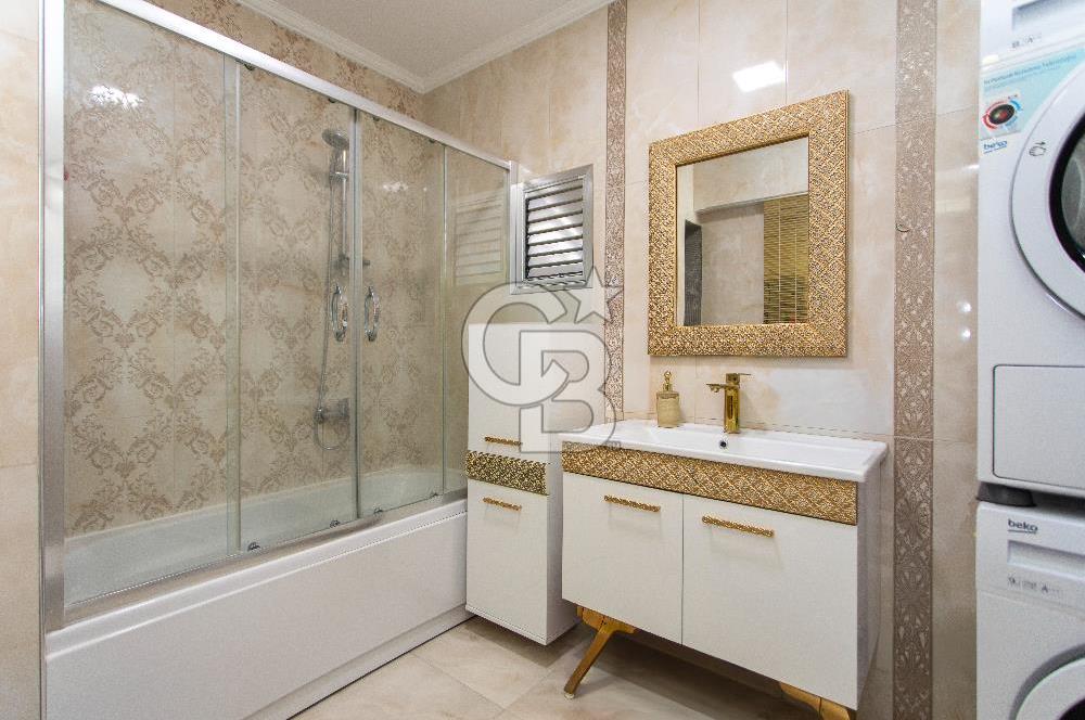 Foça İsmetpaşa Mah. Denize Yakın Satılık 4+1 Tripleks Villa