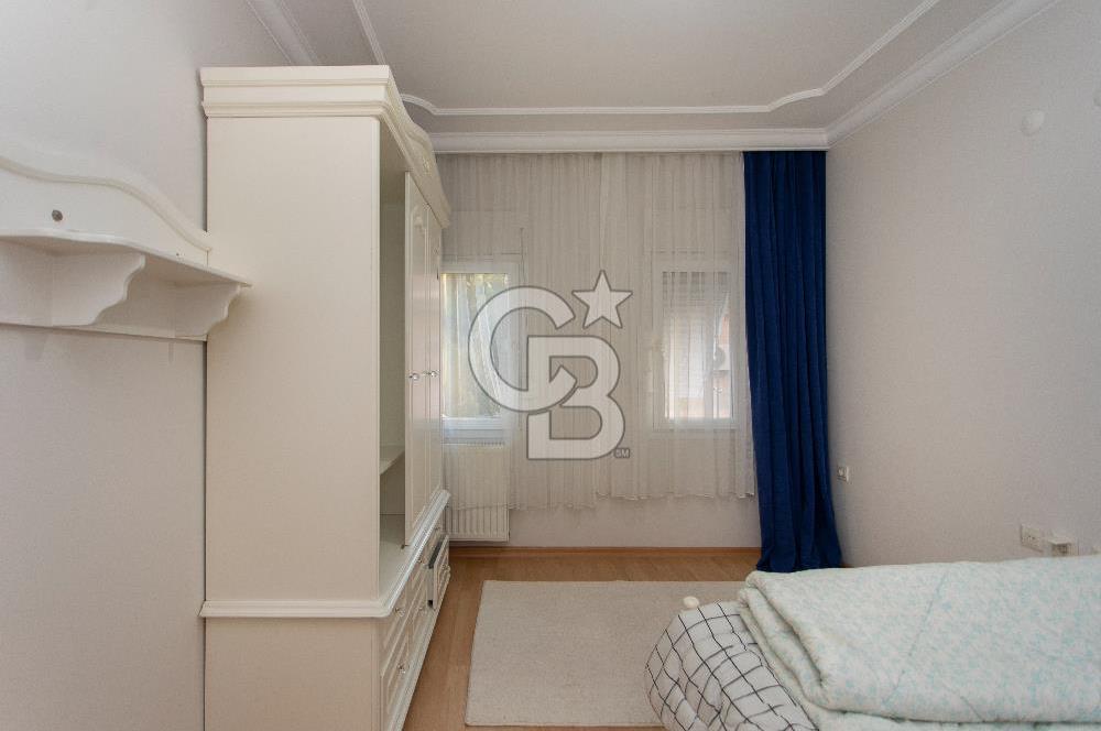 Foça İsmetpaşa Mah. Denize Yakın Satılık 4+1 Tripleks Villa