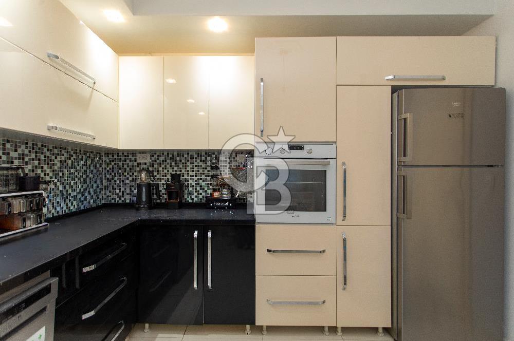 Foça İsmetpaşa Mah. Denize Yakın Satılık 4+1 Tripleks Villa