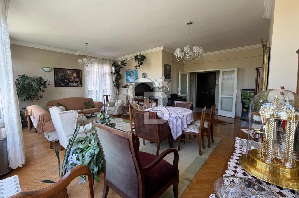 AKAY CAD.KAVAKLIDERE KIZILIRMAK SOKAK'TA SATILIK 3+1 DAİRE