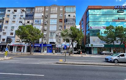 Karşıyaka Girne Bulvarı 4+1 Full Tadilatlı Satılık Daire