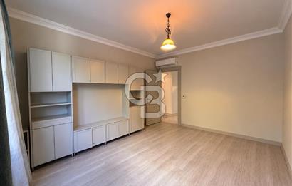 BURSA, MODA BADEMLİ SİTESİ'nde SATILIK 4+1 DAİRE