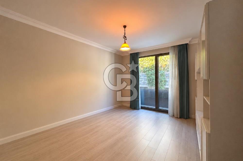 BURSA, MODA BADEMLİ SİTESİ'nde SATILIK 4+1 DAİRE