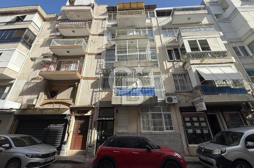KARŞIYAKA TUNA MAVİKÖŞEDE SATILIK 2+1 DAİRE