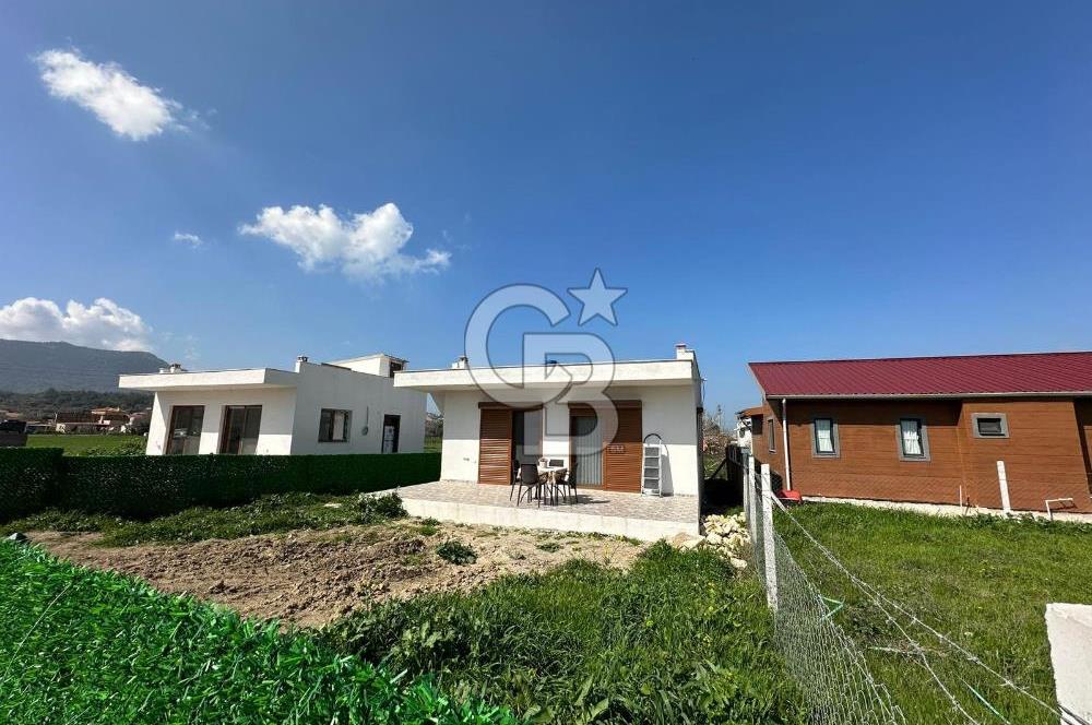 YENİFOÇA GENCELLİ SAHİLİ YAKINI BAHÇELİ SATILIK MÜSTAKİL EV 