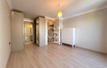 BURSA, MODA BADEMLİ SİTESİ'nde SATILIK 4+1 DAİRE
