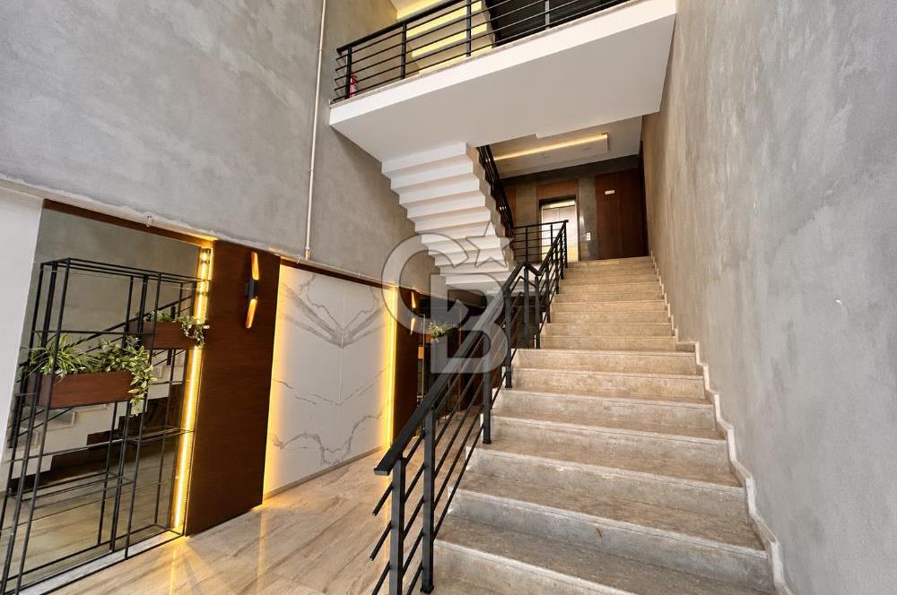 BURSA, MODA BADEMLİ SİTESİ'nde SATILIK 4+1 DAİRE