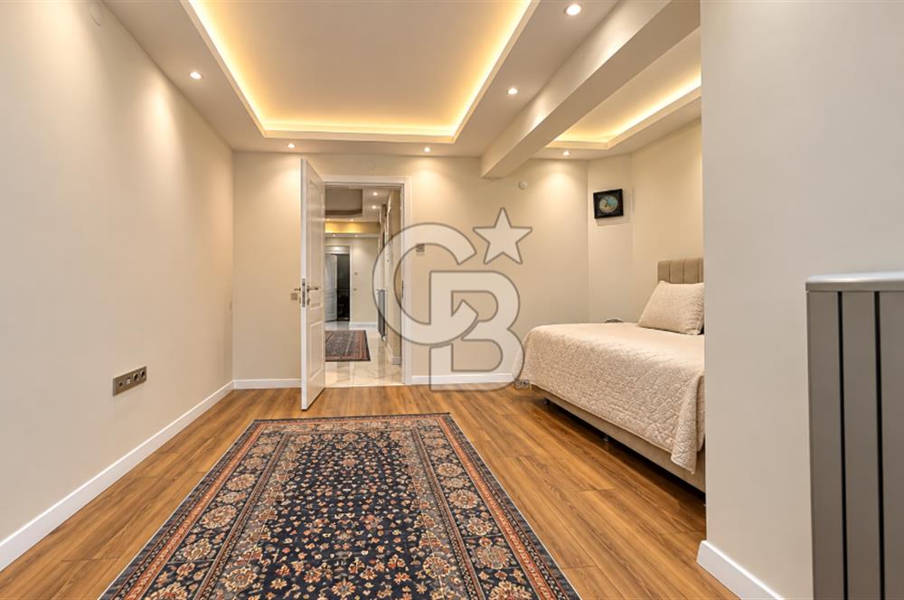 Karşıyaka Girne Bulvarı 4+1 Full Tadilatlı Satılık Daire