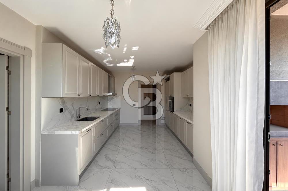 BURSA, MODA BADEMLİ SİTESİ'nde SATILIK 4+1 DAİRE