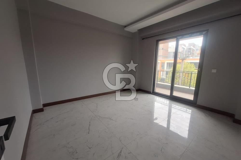 Yalova Merkez Safran Yolunda Yeni Binada Geniş 1+1 Daire
